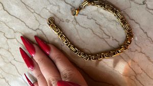 Gold Byzantine Link Bracelet