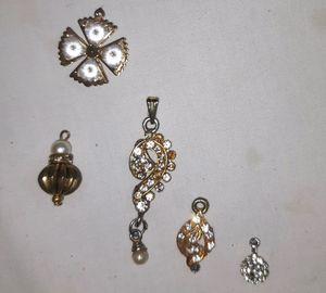 5 Chain Pendants