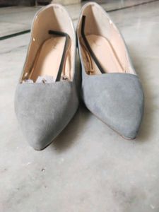 Qupid Grey Heels Size 7 For Women