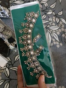 Necklace &amp; Earring Set