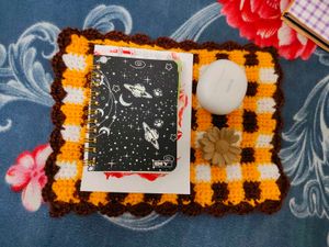 Gingham crochet desk mat