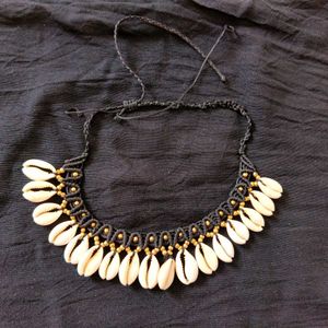 White Seashell Choker