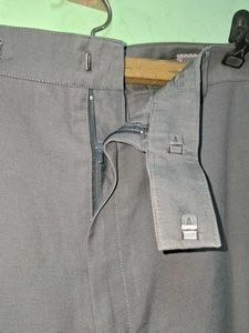 Men&#39;s Grey Trousers