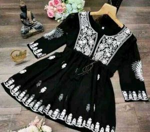 Chikankari kurti