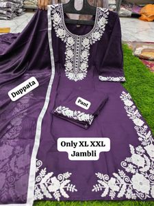 Elegant Embroidered Kurta