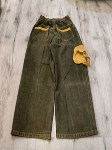 Ma2449 Sabrin cargo jeans waist 24-26 inches