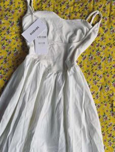 Savana White Dress