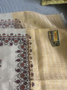 Elegant Ethnic Shawl