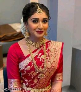 Catalog Name:*Alisha Alluring Sarees*Saree Fabric: