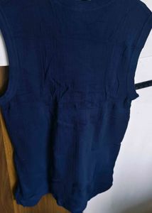 Zudio Sleeveless Tshirt