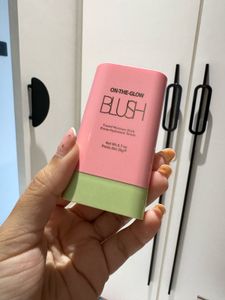 On-The-Glow Blush Stick