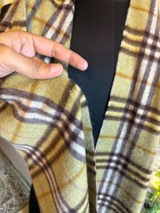Burberry Cashmere Scarf Unisex ❤️