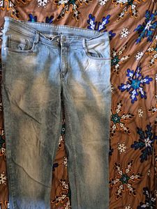 Light Wash Denim Jeans