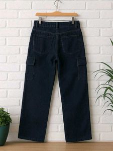 Black Wide-Leg Cargo Jeans