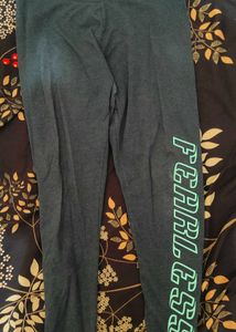 gray colour tight gym legging