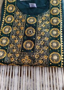 Diwali Offer Sale 🛍️ 🛍️ Women  Fashionable  Embr