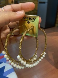 Hoop Earrings with Pearls