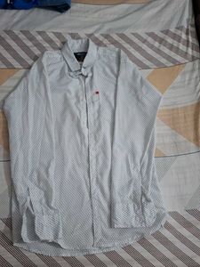 Men's Dotted Button-Down Shirt