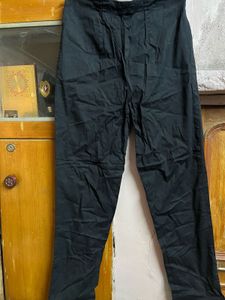 Black Pant Size M
