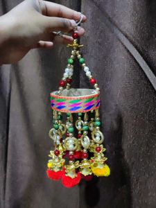 Showpiece & Idols