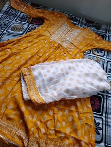 Anarkali Kurti With Dupatta ❤️