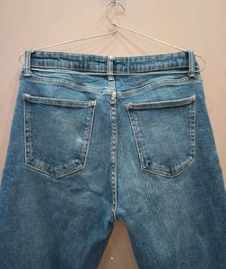 LOW RISE - BOOTCUT LEG  JEANS