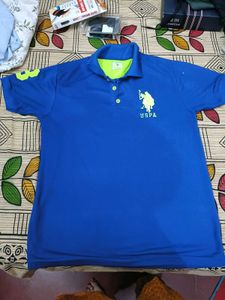 T Shir .. Size XL