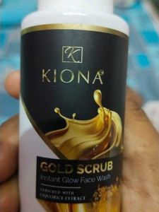 Kiona Gold Scrub Face Wash