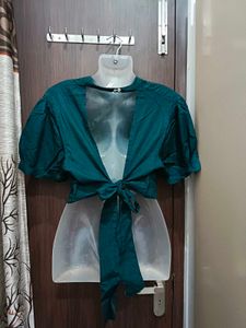 Green Crop Blouse Top With Neck Look