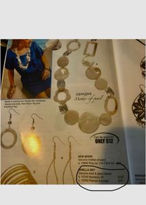 Mother of pearl statement earing  necklace set