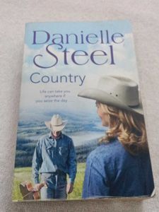Country by Danielle Steel Original Book
