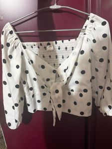 polka dots top