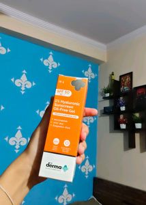 Derma Co 1% Hyaluronic Sunscreen