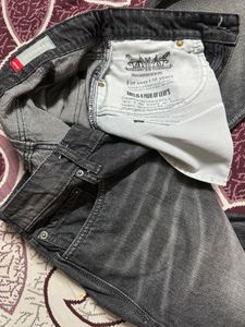 Original Levi&#39;s jeans 513