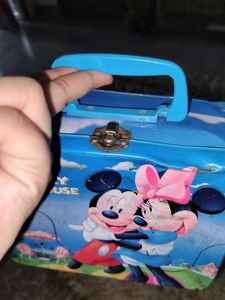 It&#39;s Another Organising Box /Make UpBox