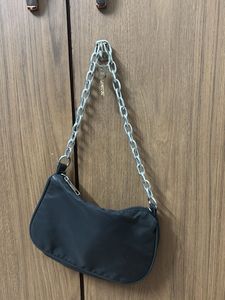 Chic Black Handbag