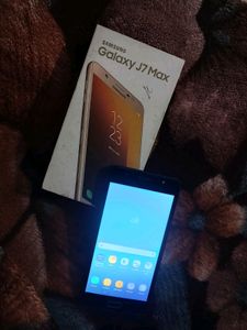 Samsung Galaxy J7 MAX
