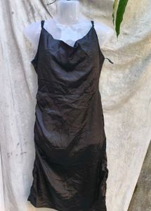 10.19.9 BLACK SATIN SEXY BODYCON
