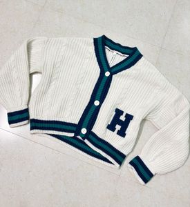 cute cardigan perfect for winter 🥰🥰