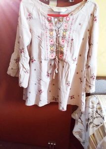 Embroidery Tunic 🤍🤍