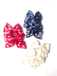 Pearl Satin Bows Pack Of 8 (Color As Available)