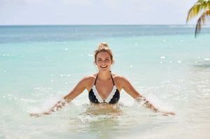 🌊Textured Scalloped Halter Bikini Top 🌊