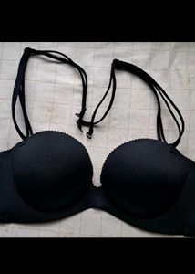 Black padded push up bra