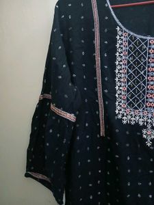Fashor Embroided Kurti Black