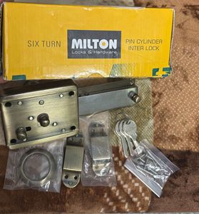 Milton Entrance Door Inter Lock