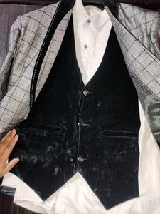 Suit