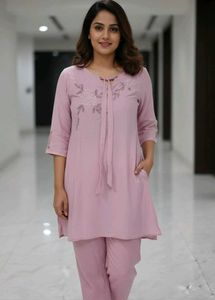 Elegant Pink Kurta Set