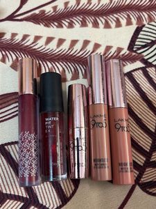 Lakme Lipstick Bundle