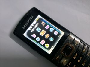 SAMSUNG C3010S Multimedia 2G Calling Phone