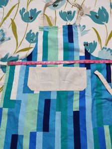 Apron With 2 Pockets